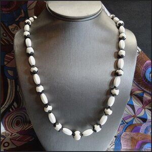 1950s Exquisite Long Vintage Necklace Unique Bohemian Milk Glass Beads